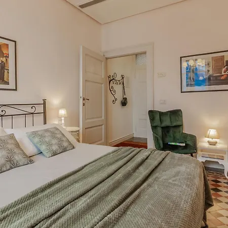 Апартаменты Cavour Charming Terrace