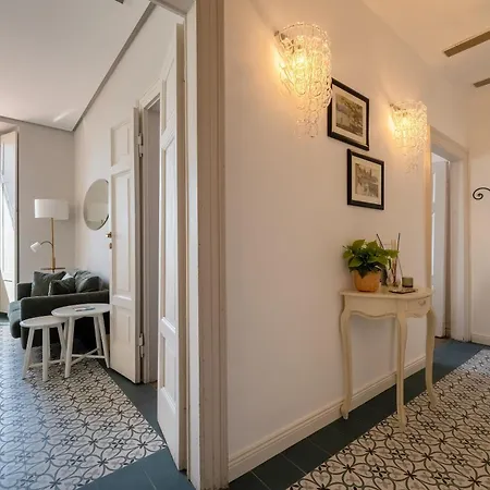 Cavour Charming Terrace Белладжо