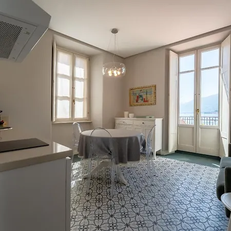 Апартаменты Cavour Charming Terrace Белладжо