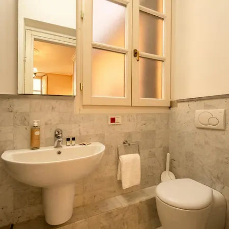 Апартаменты Cavour Charming Terrace *